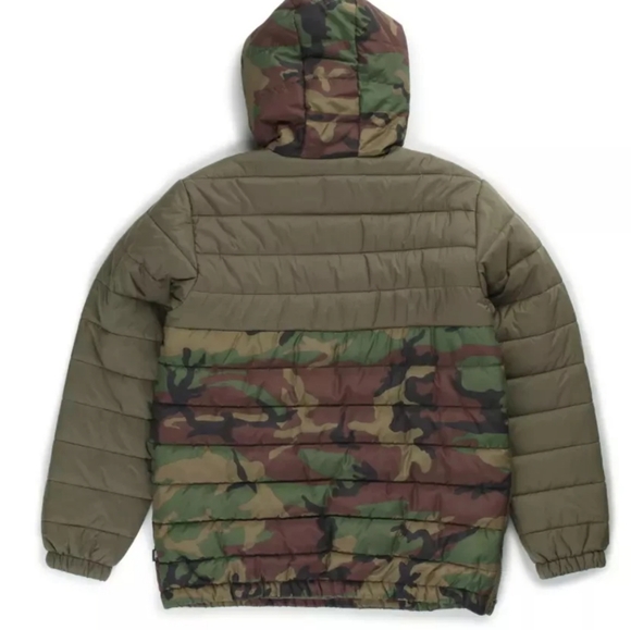 🆕🌿VANS PUFFER JACKET🌿 - Picture 6 of 11